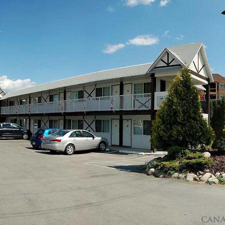 Rosedale Motel Summerland Extérieur photo