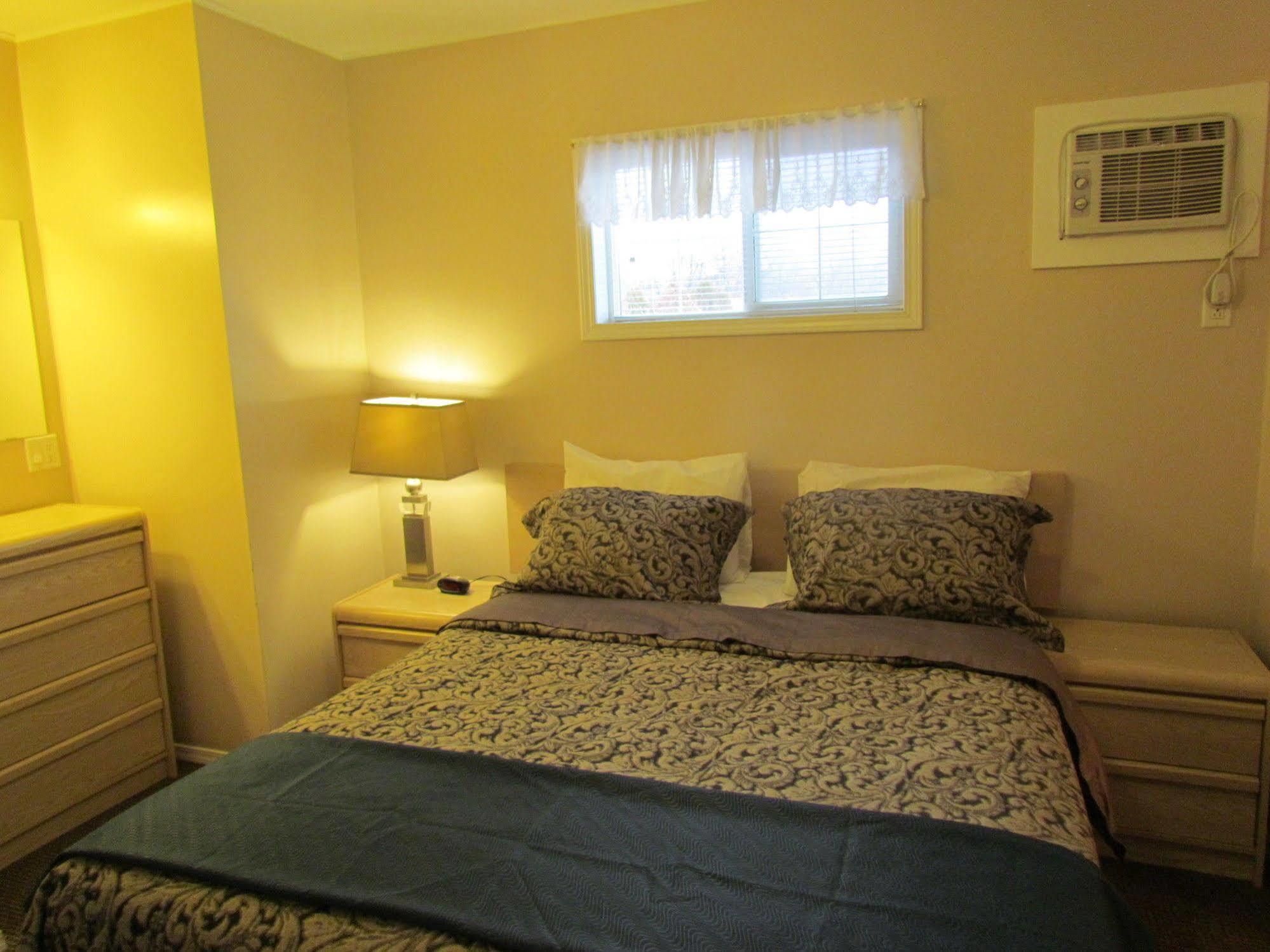 Rosedale Motel Summerland Extérieur photo